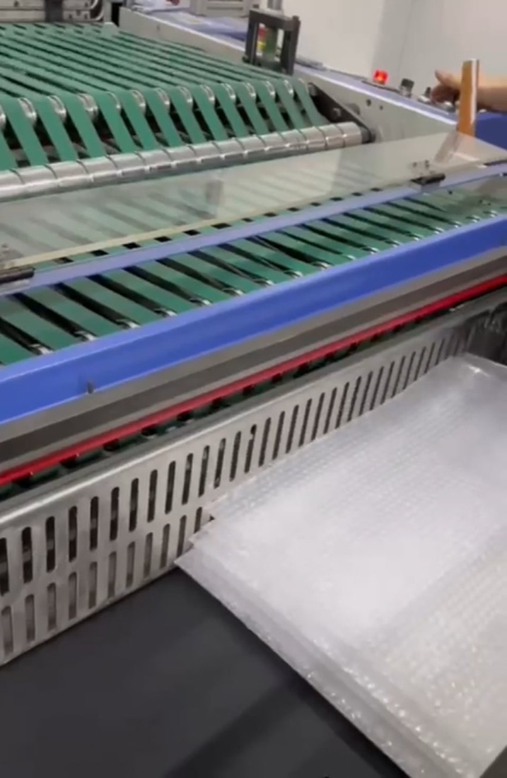 Bubble bag production — Alipack Ambalaj facility